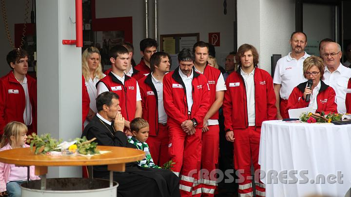 2012.09.29_15.12.19.jpg - Bezirksstellenleiterin Katharina Latschenberger bei ihrer Ansprache.