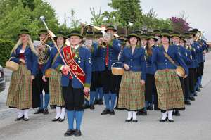 PfarrFirmung Allhartsberg 2013 Trachtenmusikkapelle Allhartsberg