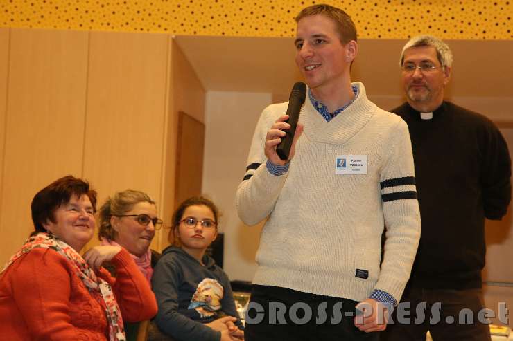 2017.01.10_20.36.44.JPG - Florian Vorisek ist erst seit kurzem bei Radio Maria.