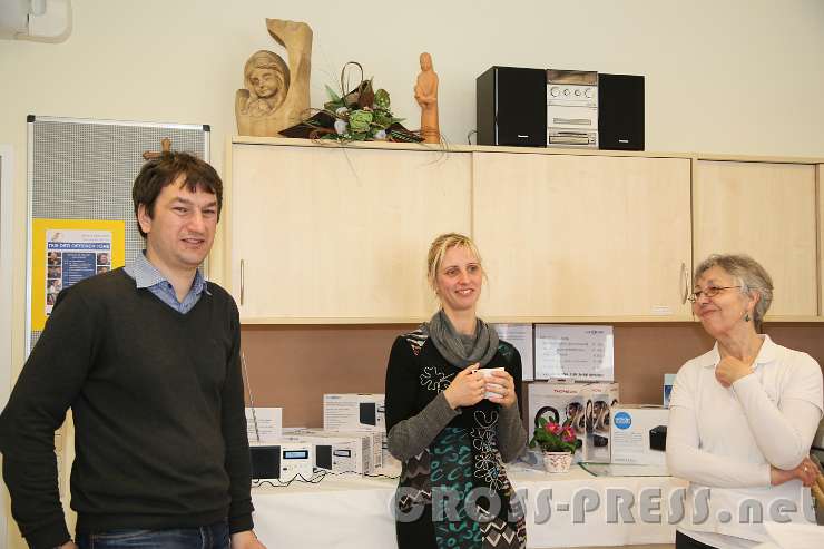 2017.03.25_15.16.40.jpg - Langjährige Freunde des Radios im Gespräch mit Monika Hochleitner vom Amstettner Studio.