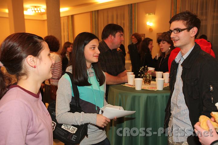 2011.04.02_20.41.43.jpg - Lustiges Beieinandersein und Agape:)