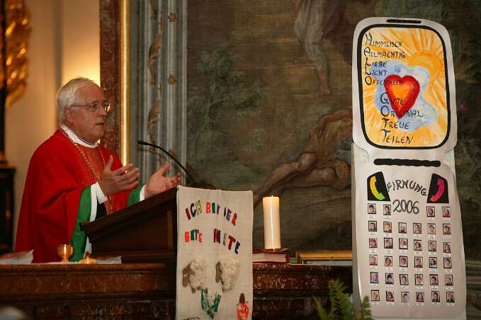 Firmung Seitenstetten 2006 Propst Raimund Breiteneder