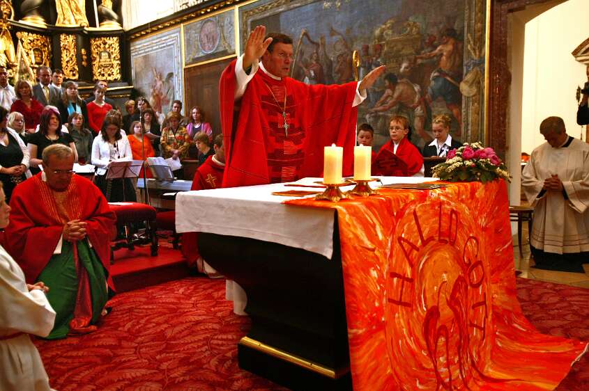 Firmung mit Abt P. Berthold, 8:30h