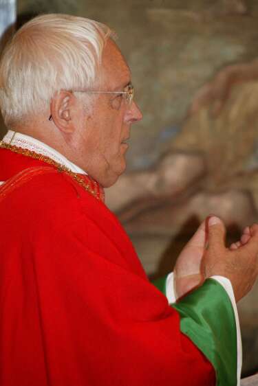 Firmung mit Abt P. Berthold und Prälat Vögt um 8h