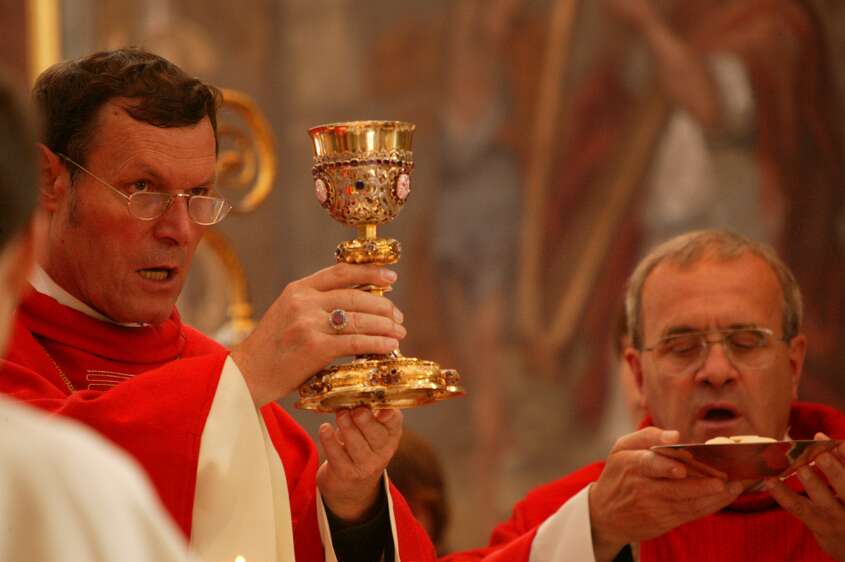 Firmung mit Abt P. Berthold und Prälat Vögt um 10:30h