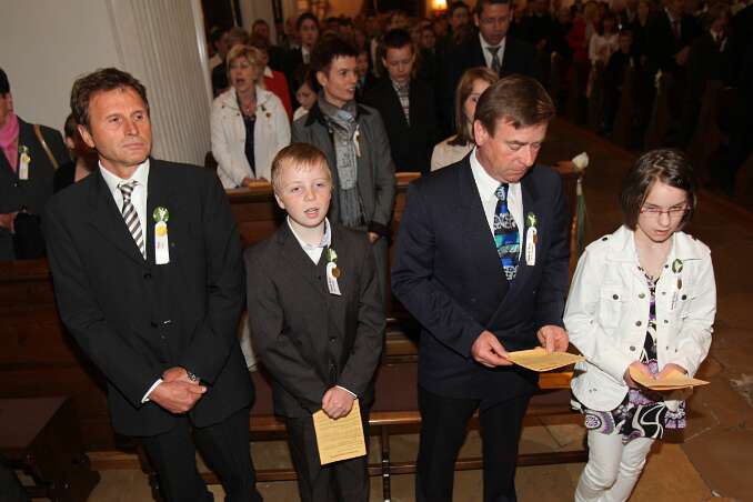 Firmung mit Abt Berthold Heigl und Bischof Philip Anyolo