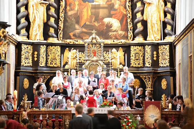 Dekanatsfirmung 2011 - hl.Messe 8h