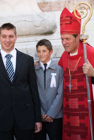 Dekanatsfirmung 2011 - hl.Messe 8h