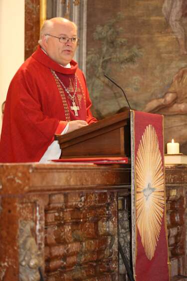 DekantasFirmung am 07.06.2014 08h mit Abt Petrus