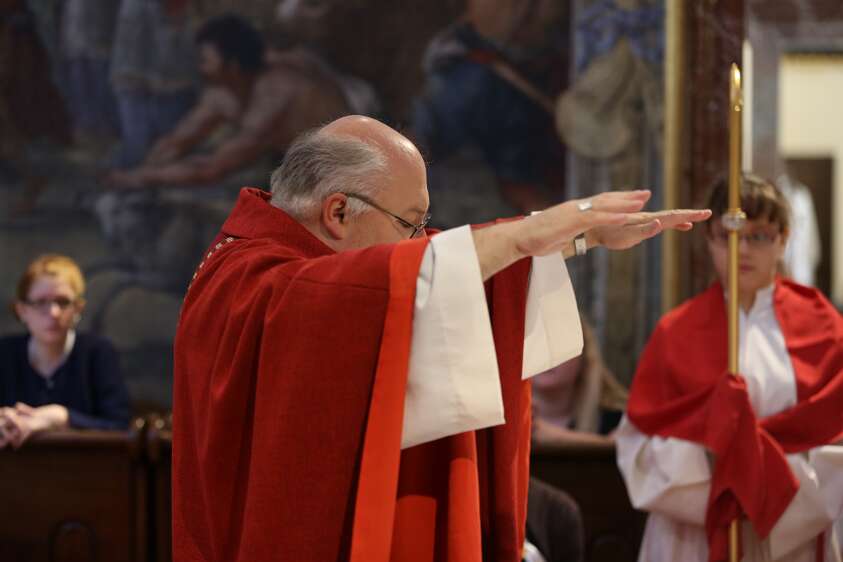 DekantasFirmung am 07.06.2014 08h mit Abt Petrus