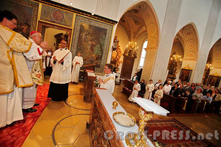 2016.07.03_15.44.05.b.JPG - ... vor der Salbung