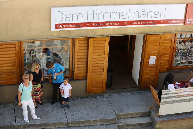 Firmung mit Abt Petrus Pilsinger und Altabt Johannes Gartner (10h30)