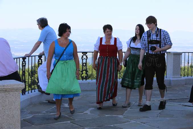 Firmung mit Abt Petrus Pilsinger und Altabt Johannes Gartner (10h30)