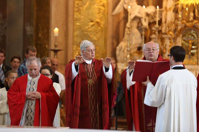 Firmung mit Abt Petrus Pilsinger und Altabt Johannes Gartner (10h30)