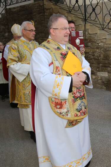 Altarweihe mit Nuntius Zurbriggen