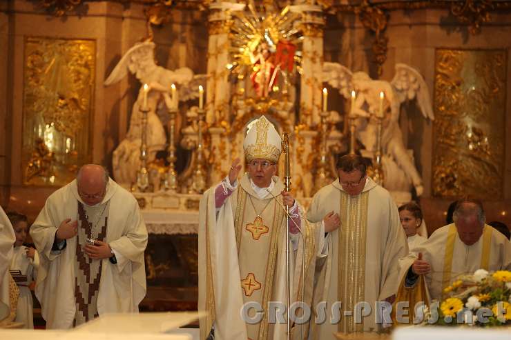 2015.05.02_18.54.07.JPG - Abschluss-Segen