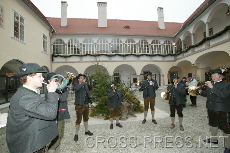 06.12.01_001 Jagdhornbl�ser