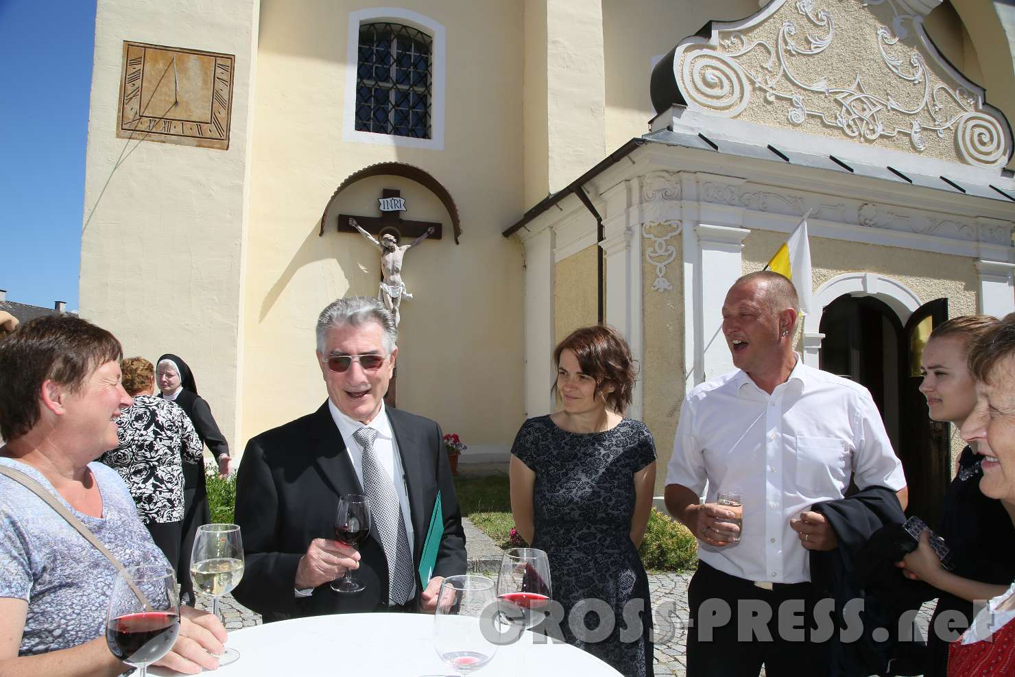 2017.06.11_11.00.36.jpg - Prosit!