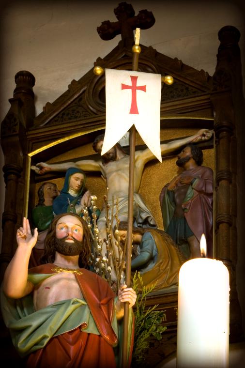 06.04.25_028c 'Wo ist, o Tod, dein Sieg? Wo ist, o Tod, dein Stachel?' (1Kor 15,55).   In Christus ist der Tod besiegt!   Pfarrkiche Weistrach am Begr�bnistag.