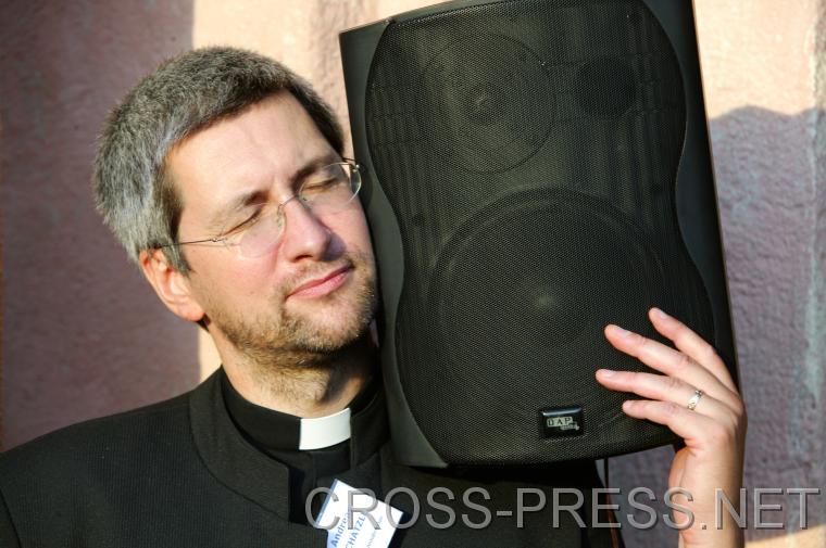 06.09.17_126 Programmdirektor von Radio Maria �sterreich Mag. Andreas Sch�tzle ist selbst : 'Ich liebe Radio Maria!'