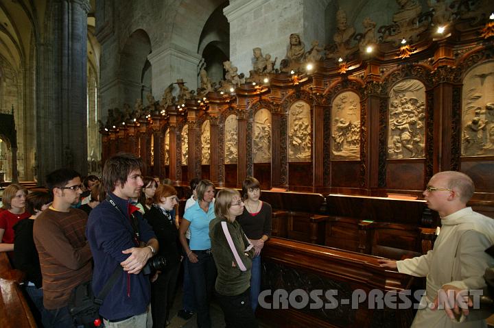 2008.07.05_09.27.58.JPG - F�hrung durch Stift Heiligenkreuz mit Fr. Coelestin