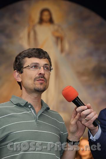 2012.07.22_10.19.01.jpg - Mitorganisator Herwig Zeiler sowie viele Teilnehmer erzählten ihre Eindrücke vom Jungfamilientreffen.