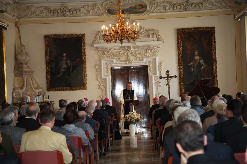 GrundSteinLegung HochSchul-AusBau