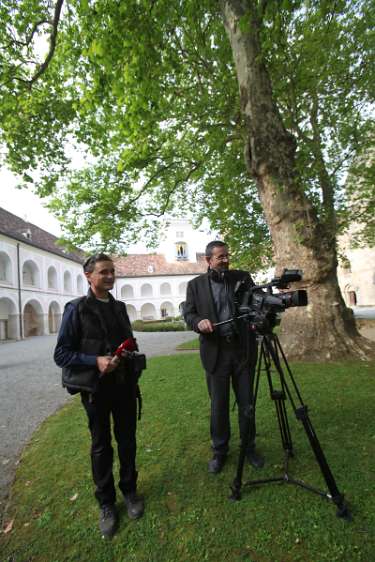 GrundSteinLegung HochSchul-AusBau