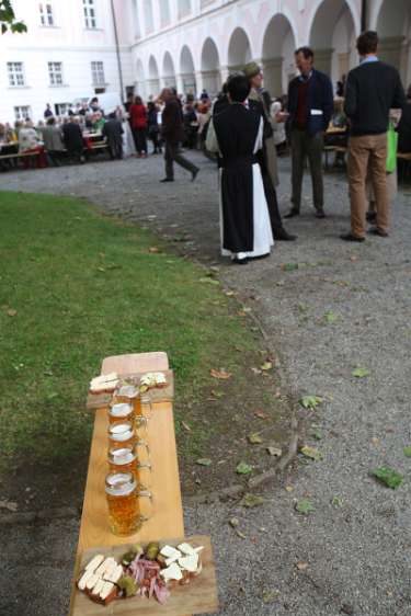 GrundSteinLegung HochSchul-AusBau