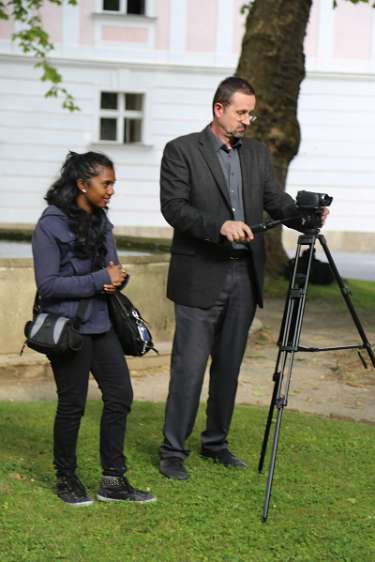 GrundSteinLegung HochSchul-AusBau