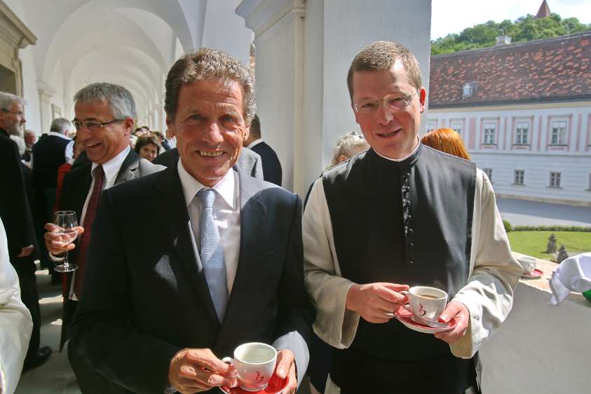 GrundSteinLegung HochSchul-AusBau