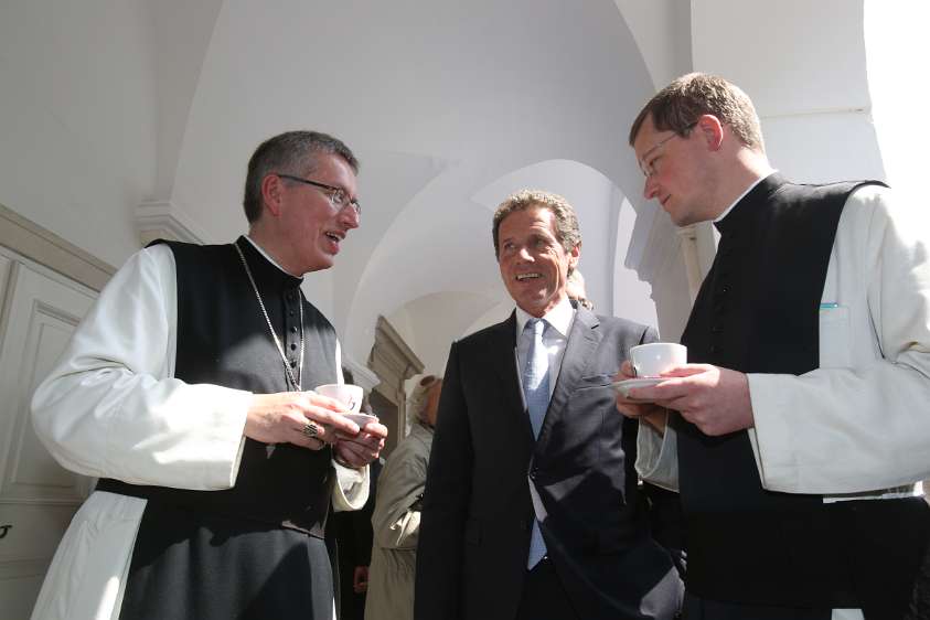 GrundSteinLegung HochSchul-AusBau