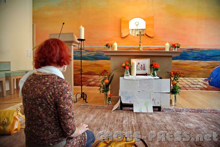 2013.10.06_12.39.59.jpg - Anbetung