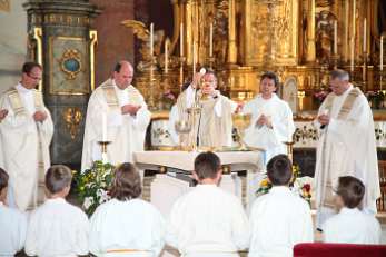 Hl. Messe mit Pater Andreas Hasenburger