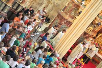 Hl. Messe mit Pater Jochen M. Häusler