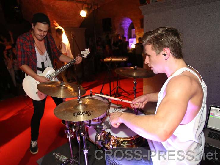 2015.01.23_22.20.18_71.JPG - "Good Weather Forecast"