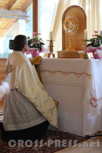 2016.09.10_09.43.35.JPG - Anbetung