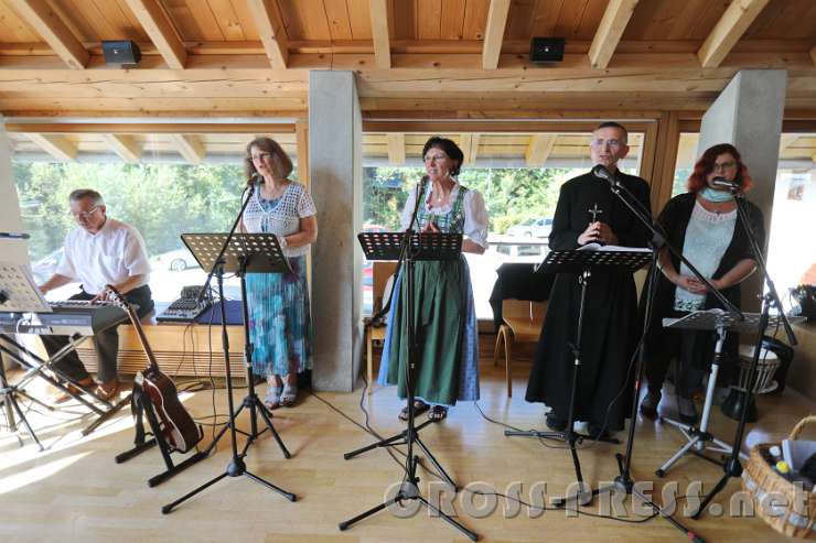 2016.09.10_11.08.33.JPG - Lobpreisteam