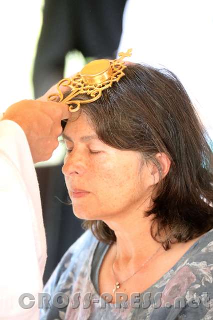 2016.09.10_16.07.37.JPG - Segen mit der Kreuzesreliquie