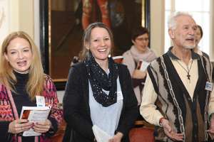 Radio Maria - VertiefungsTag Jutta, Cornelia und Reinhard beim Morgenlobpreis.