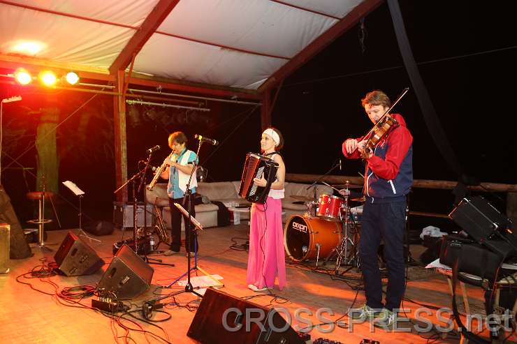 2014.09.05_20.52.26.jpg - "Das Großmütterchen Hatz"