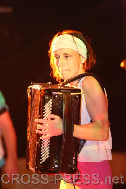 2014.09.05_21.20.31.jpg - "Das Großmütterchen Hatz"