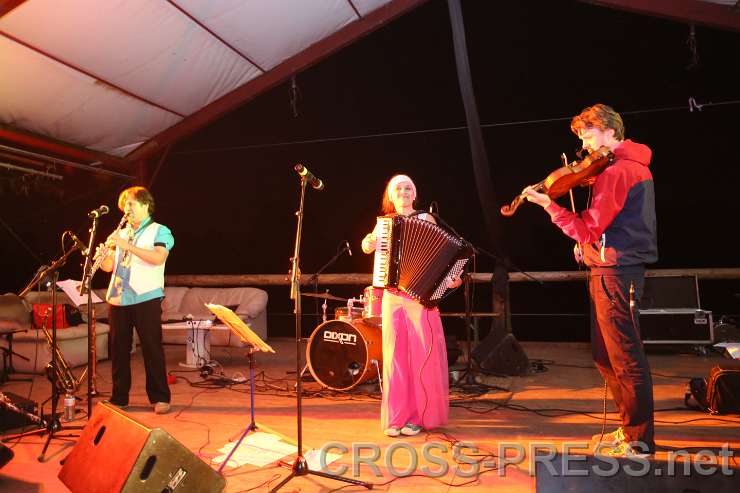 2014.09.05_21.24.25.jpg - "Das Großmütterchen Hatz"