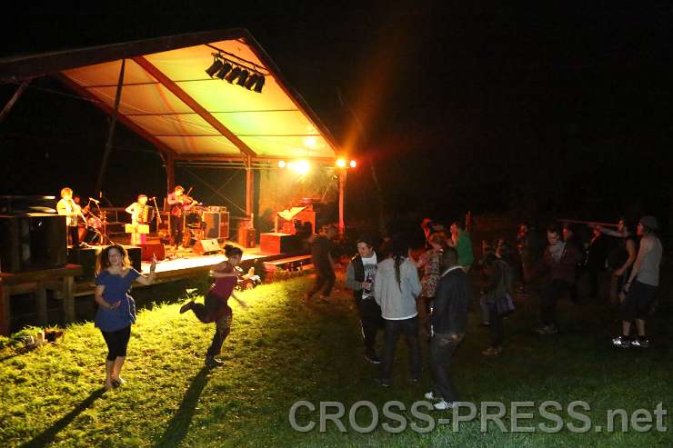 2014.09.05_21.36.14.jpg - "Das Großmütterchen Hatz"