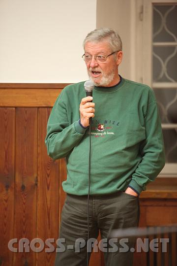 2009.10.20_21.12.14.jpg - Hofrat Dr. Karl W. Boissl, ehem. Direktor des N� Landeskrankenhauses f�r Psychiatrie und Neurologie in Mauer, hatte beruflich immer wieder mit NTE zu tun und machte auch selber eine solche Erfahrung.