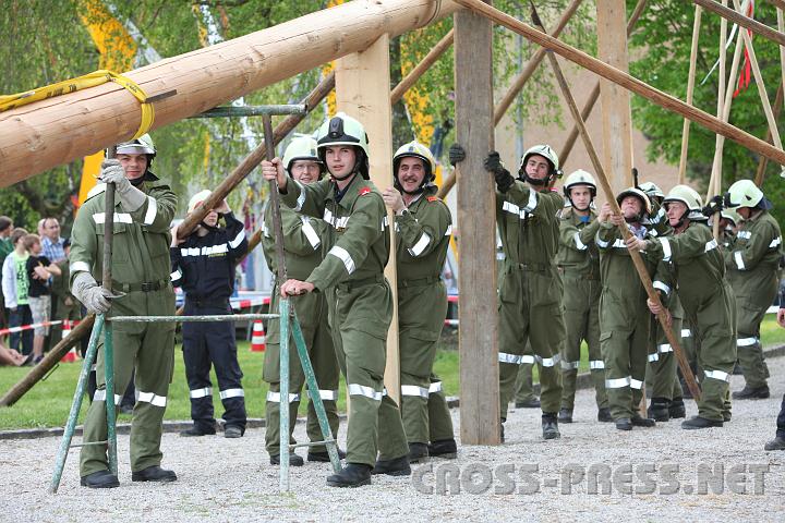 2010.04.30_17.21.55.jpg - Hier zeigt sich, wie wichtig Teamwork ist...