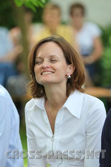 2010.06.11_13.19.26.jpg - So niedlich kann das Gesicht eines Bezirkshauptmannes nur sein wenn er weiblich ist.  ;)