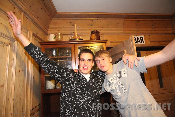 2009.10.25_22.58.16.jpg - Alexander Schachermayer und Wolfgang Gro�bichler