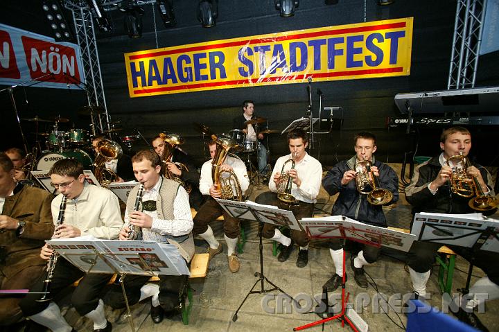 2008.09.27_20.36.04.JPG - "Die B�hmische Partie" war f�r die musikalische Umrahmung der Feier zust�ndig.