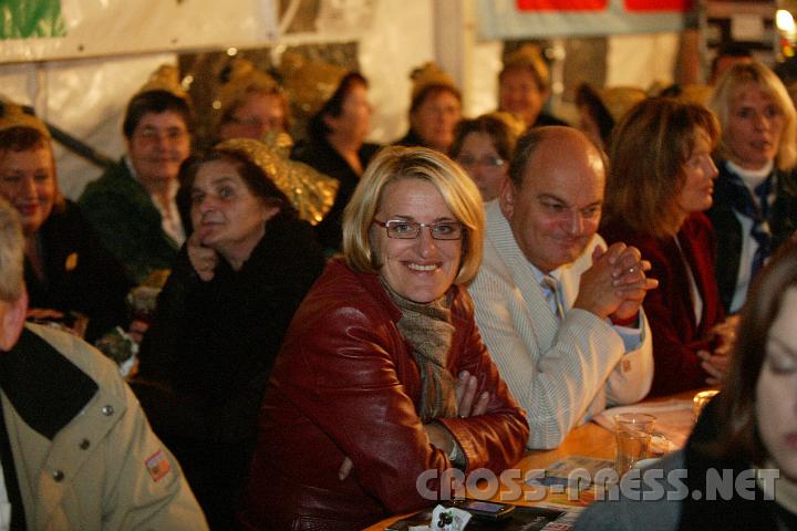 2008.09.27_20.57.14.JPG - LAbg. Ulrike K�nigsberger-Ludwig